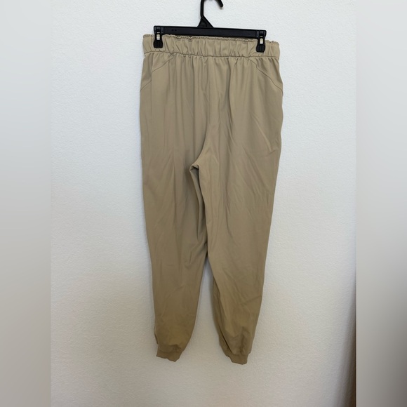 Lululemon Joggers in Trench Size 8 - Picture 3 of 5